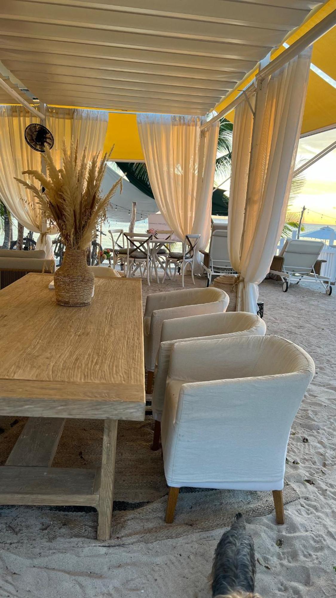 Casa Rosada Beach Front Mano Juan Exterior foto